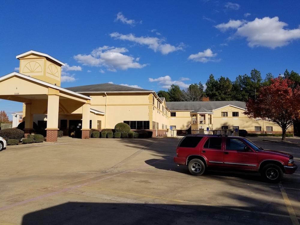 Quality Inn & Suites Kilgore-Longview Exteriör bild